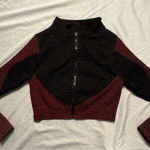 Daisy Black and Red Cropped Bomber Style Zip Up Women's Jacket Sz L